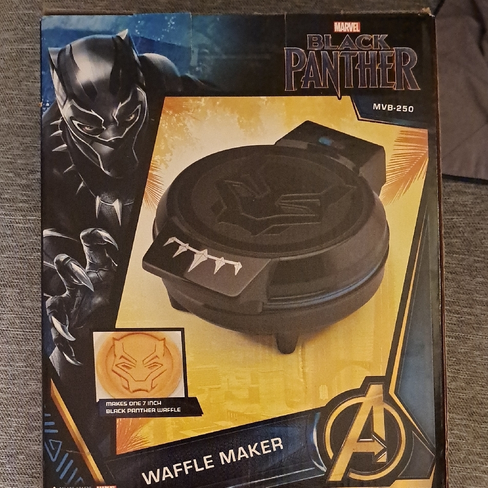 Marvel Black Panther Waffle Maker with Black and Gold Design